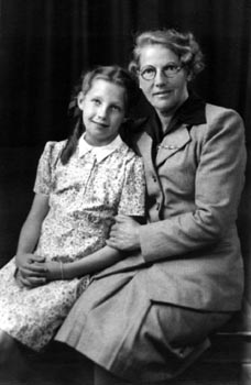Eileen and her mum Amy Jones