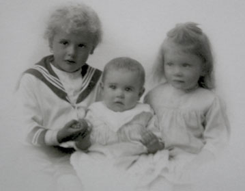 Their father Sidney Ralph Ganderton (on the left) with his siblings. 