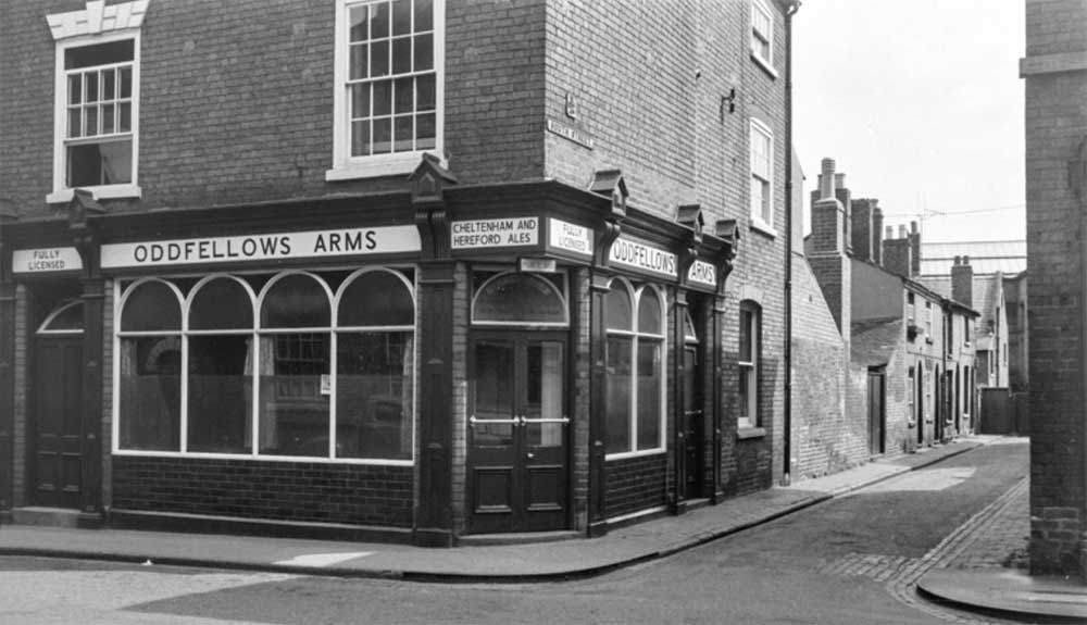 Oddfellows Arms on the Corner of Carden Street and South Street.