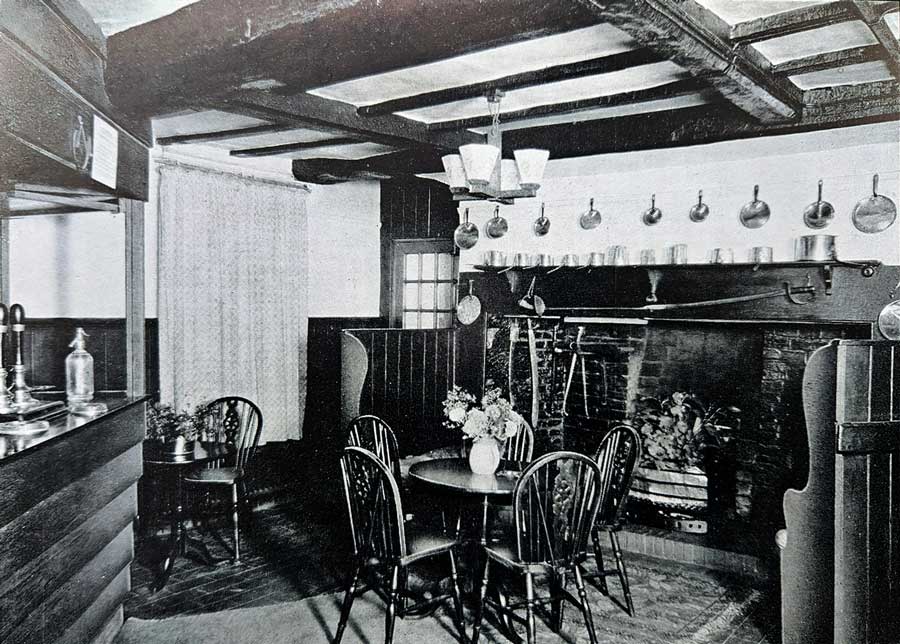 This is how the Lounge in the Talbot Hotel at Knightwick used to look like when I used to use it many years ago, this photo is ©1950.